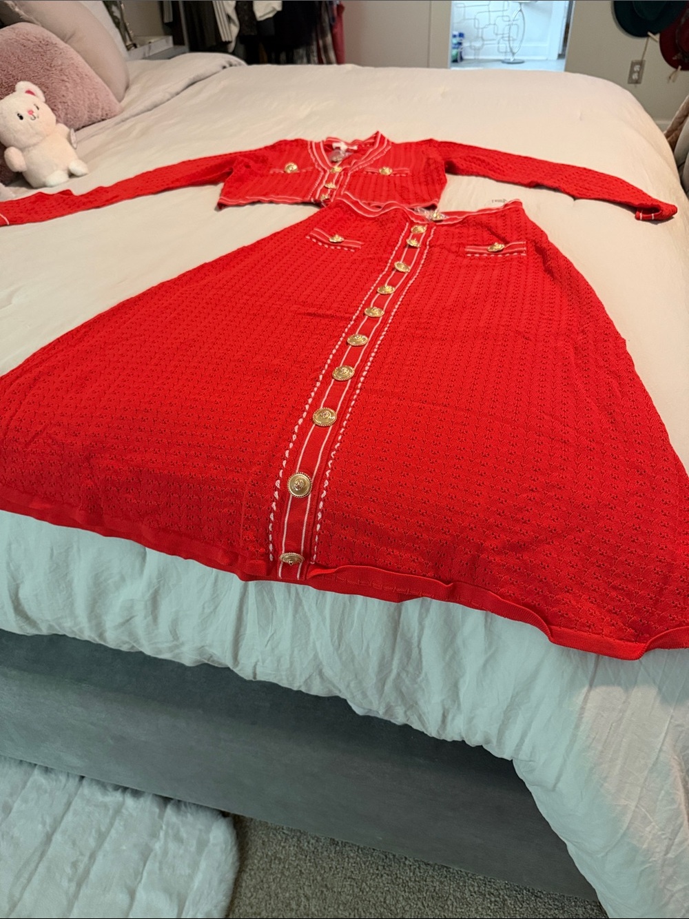 L'ATISTE Red Two-Piece Knit Skirt Set - Picture 2 of 6